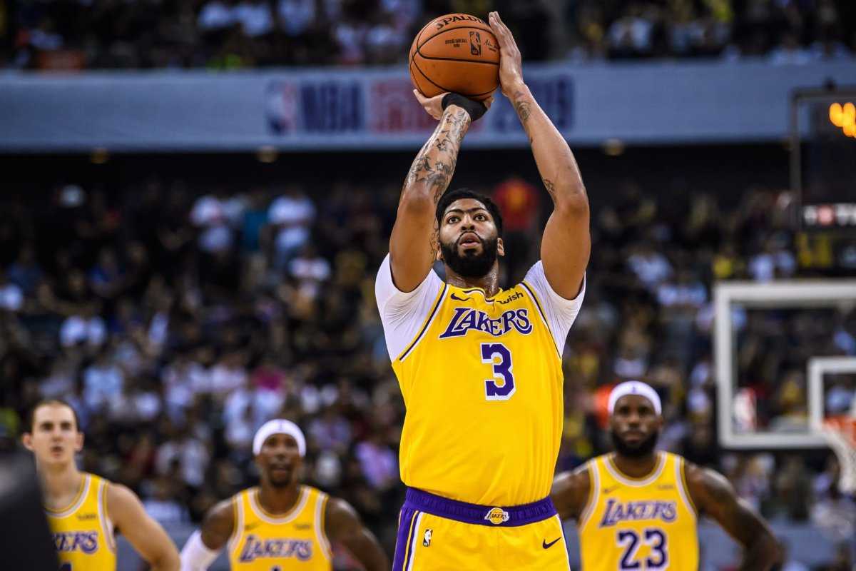 La composition de départ des Lakers pour le premier match d'avant-saison de la saison dévoilée