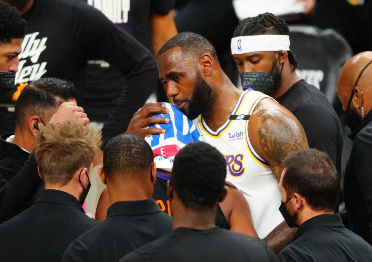 LeBron James Injury Update: Mauvaise nouvelle pour les Lakers après la première victoire de la saison NBA 2021-22