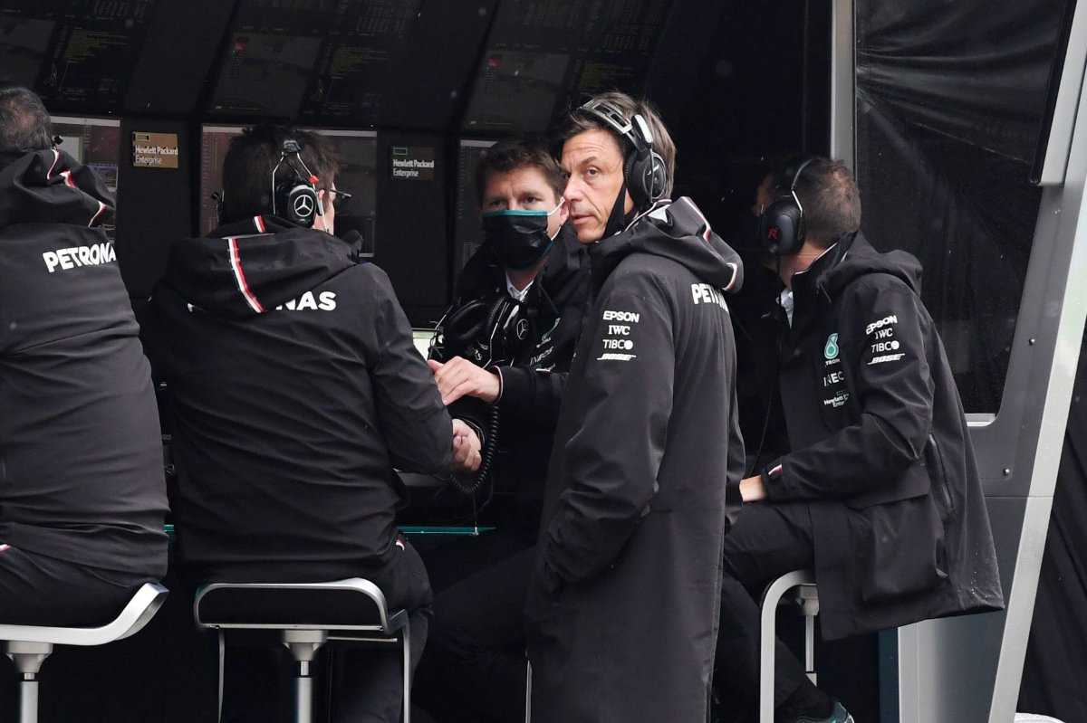 Mercedes F1 Twitter Blunder a des fans qui reprogramment leurs calendriers