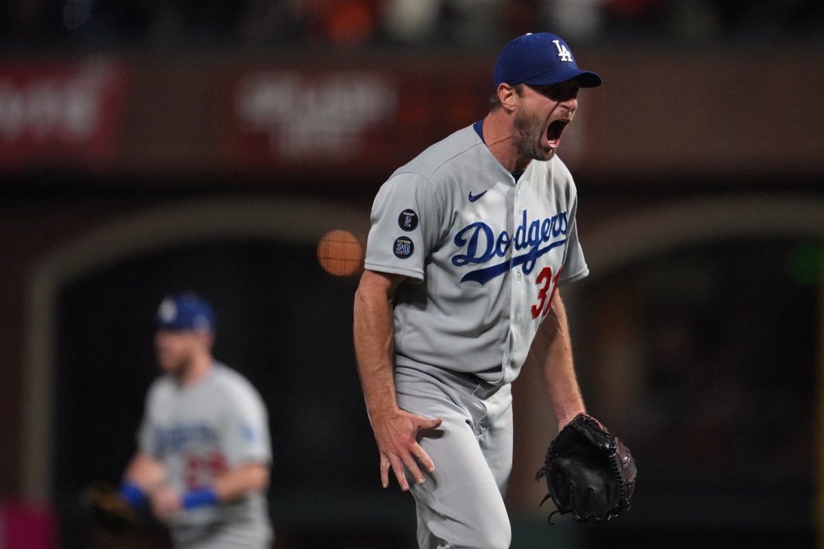 REGARDER: Max Scherzer devient fou alors que les Dodgers de Los Angeles battent les Giants de San Francisco pour remporter le NLCS