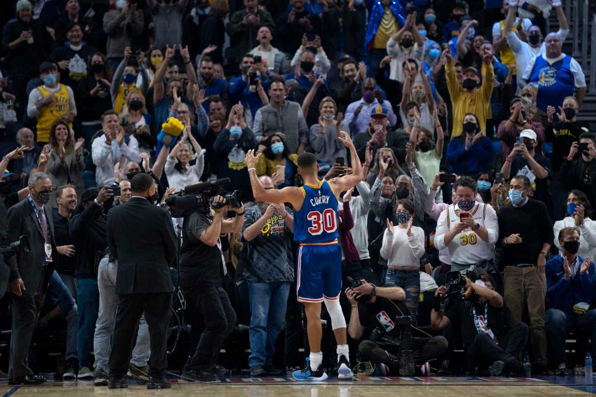 Steph Curry des Warriors établit un record de franchise après avoir distribué un laissez-passer mortel
