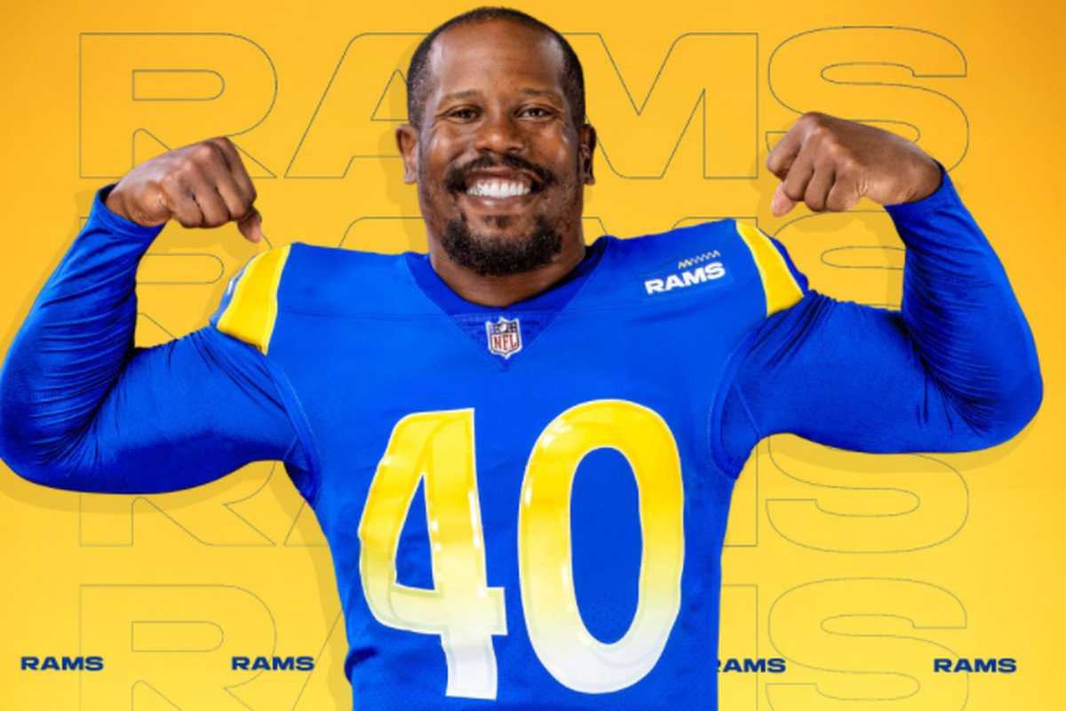 REGARDER: Snoop Dogg teste Von Miller des Rams sur sa connaissance de Los Angeles