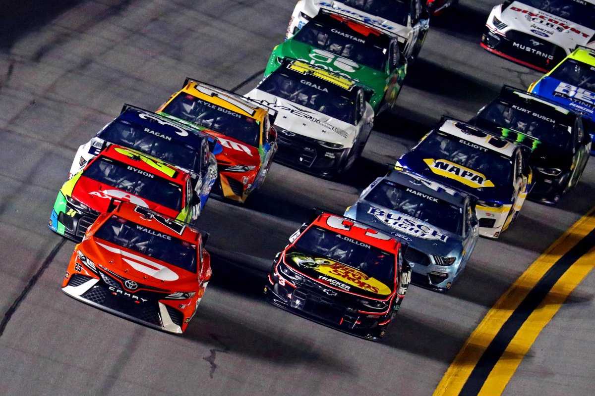 23XI Racing a-t-il confirmé un autre nouveau sponsor pour la saison 2022 de la NASCAR Cup ?
