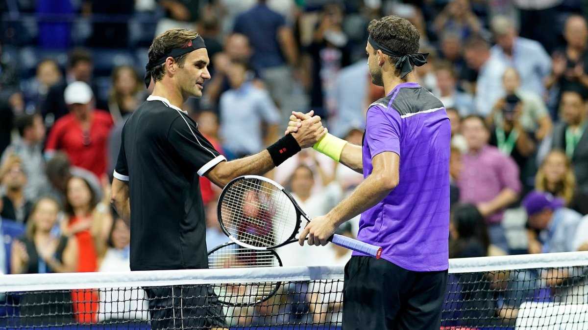 Grigor Dimitrov rend hommage à Andre Agassi pour sa remarquable victoire contre Roger Federer