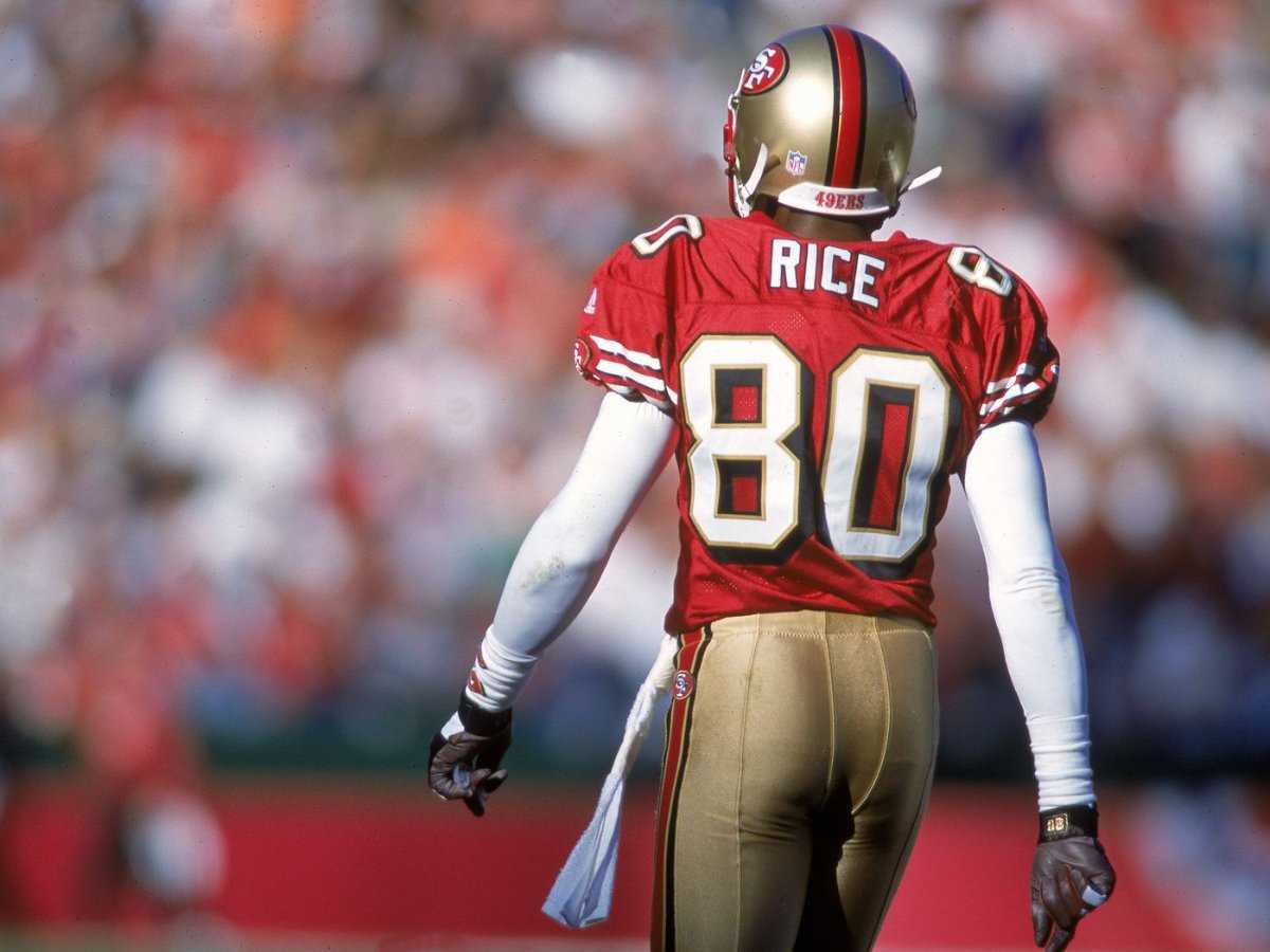 Jerry Rice, membre du Temple de la renommée de la NFL, parle de ses mauvaises manières de se préparer pour le Super Bowl