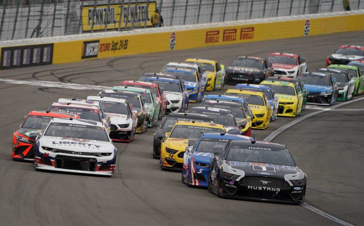 Le chef d'équipe de Kevin Harvick réagit aux règles de NASCAR pour les voitures de nouvelle génération 2022
