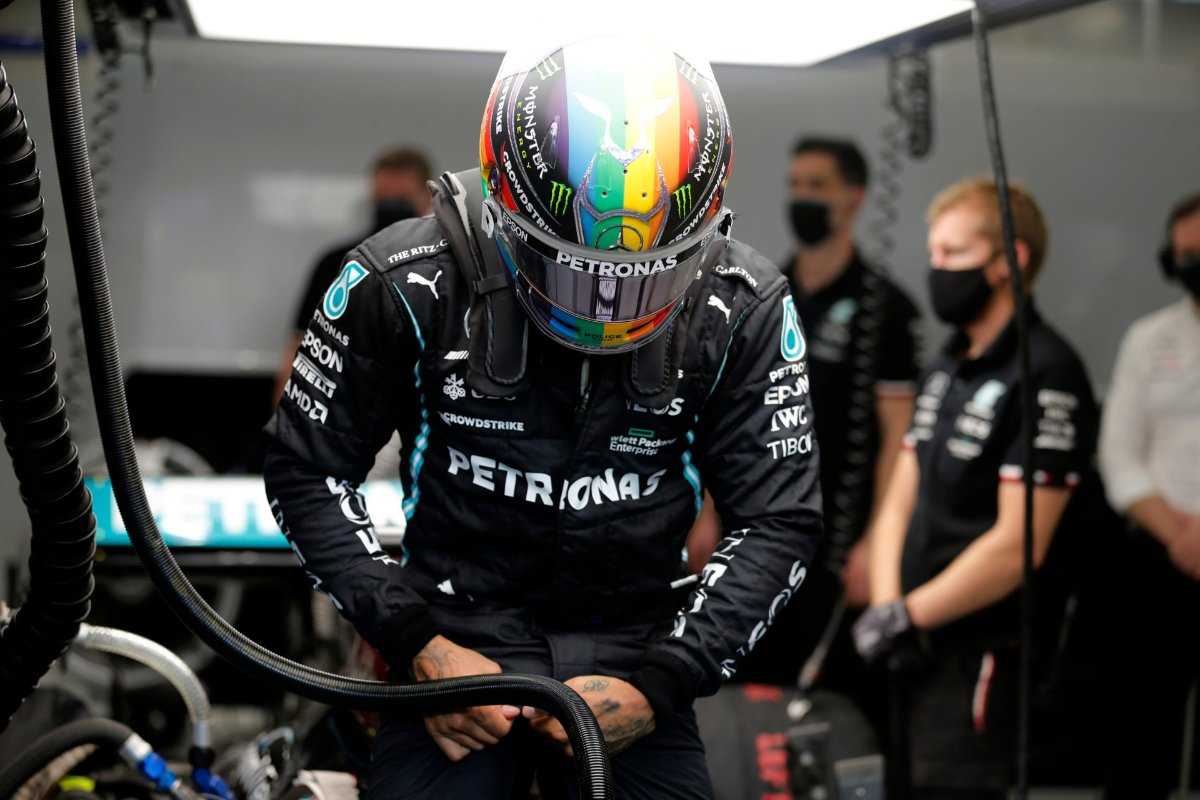Le directeur de Mercedes F1 explique pourquoi Hamilton et Bottas sont si lents en Arabie saoudite