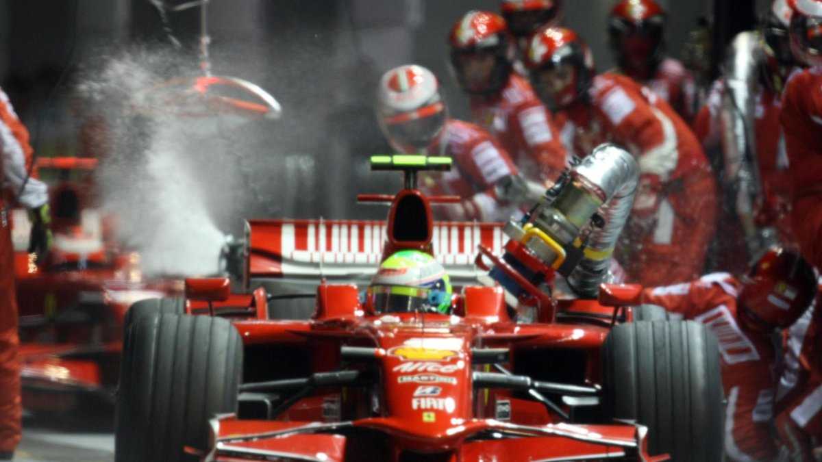 Ferrari F1 se moque de ses propres fortunes mixtes et de son chagrin après l'extension du GP de Singapour