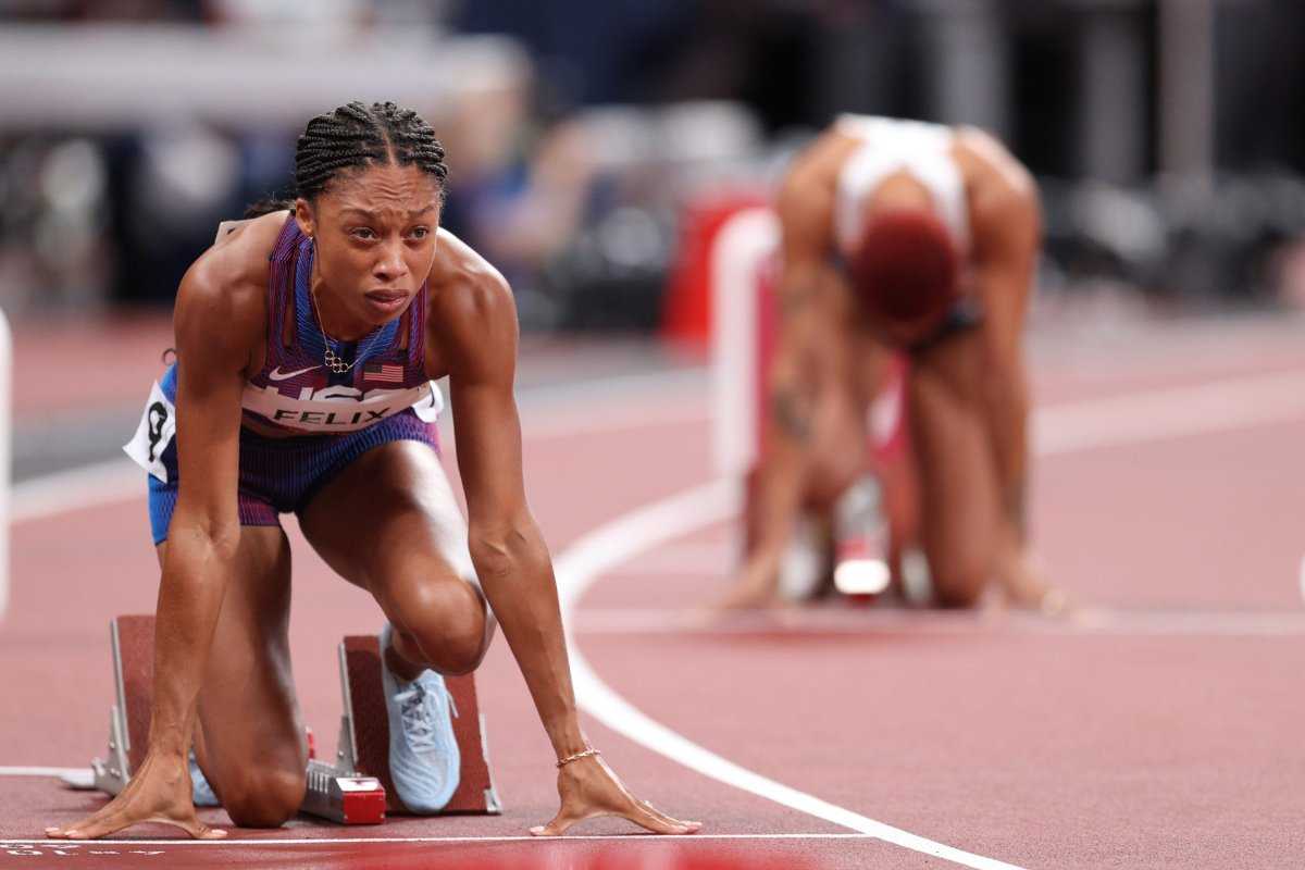 "Je ne me sentais pas comme moi" : la légende olympique américaine Allyson Felix admet qu'elle a fondu en larmes après avoir fait de l'exercice
