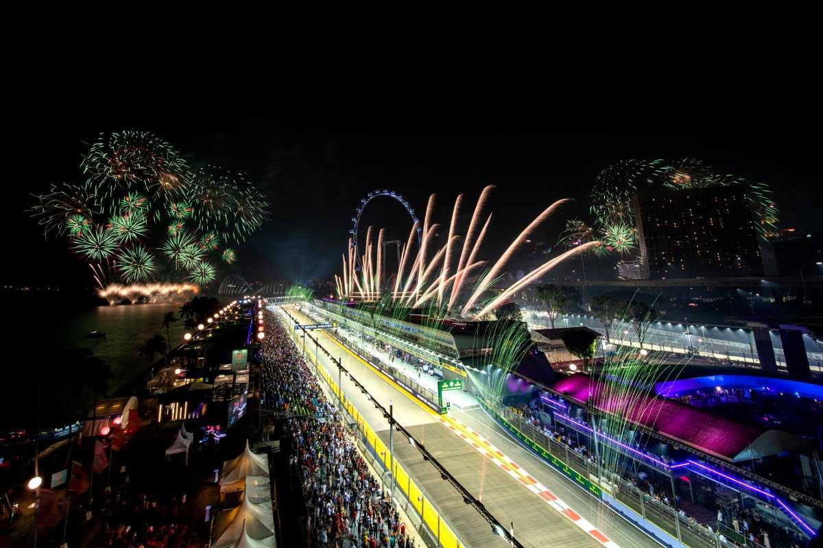 Pas Verstappen ou Hamilton: ce pilote de F1 détient le record du tour le plus rapide au Grand Prix de Singapour