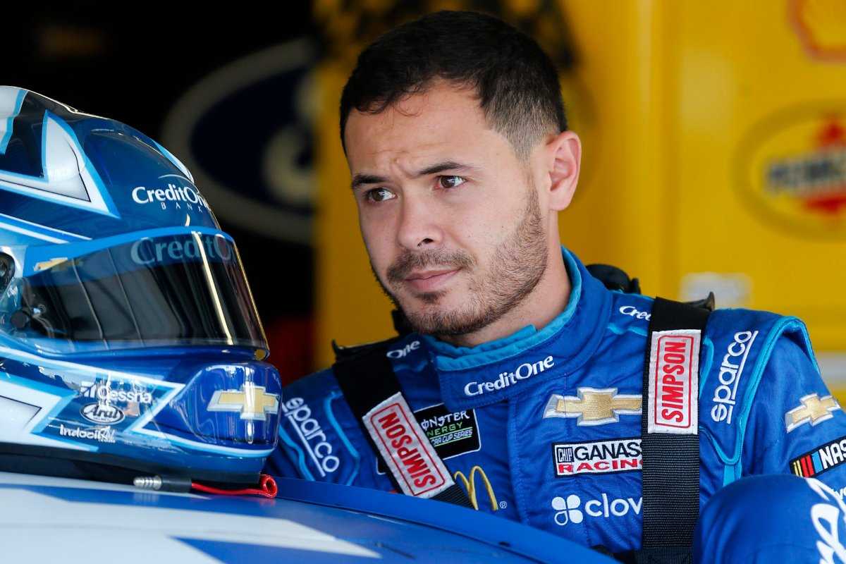 REGARDER: William Byron a renversé son futur coéquipier de NASCAR Kyle Larson dans une épave de plusieurs voitures à Talladega 2019