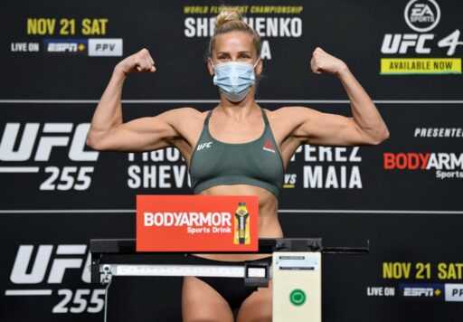 “Son contrat est expiré maintenant” – Dana White dit que l’UFC a coupé Katlyn Chookagian après son dernier combat contre Jennifer Maia