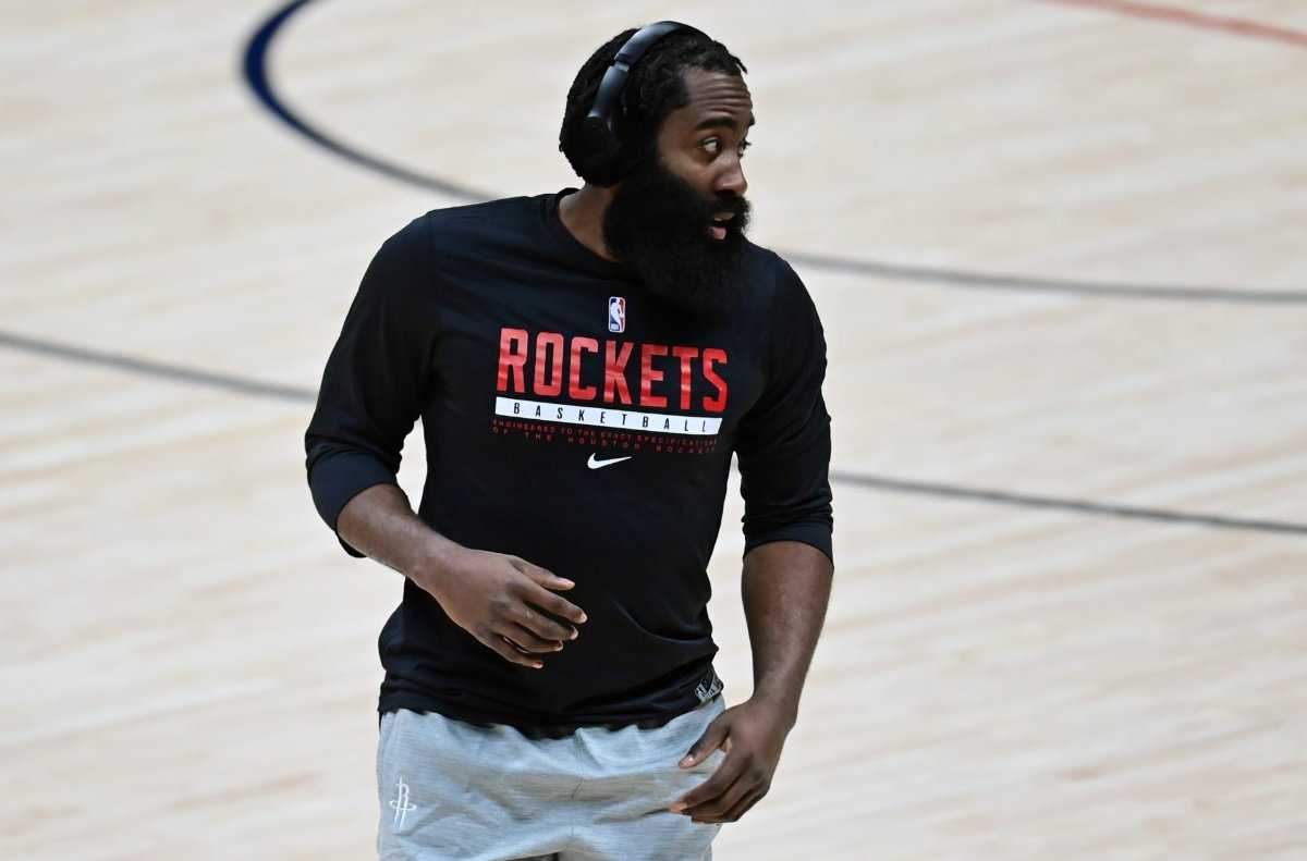 Houston Rockets "Bienvenue" au retour de James Harden au milieu de lourdes rumeurs commerciales des Sixers