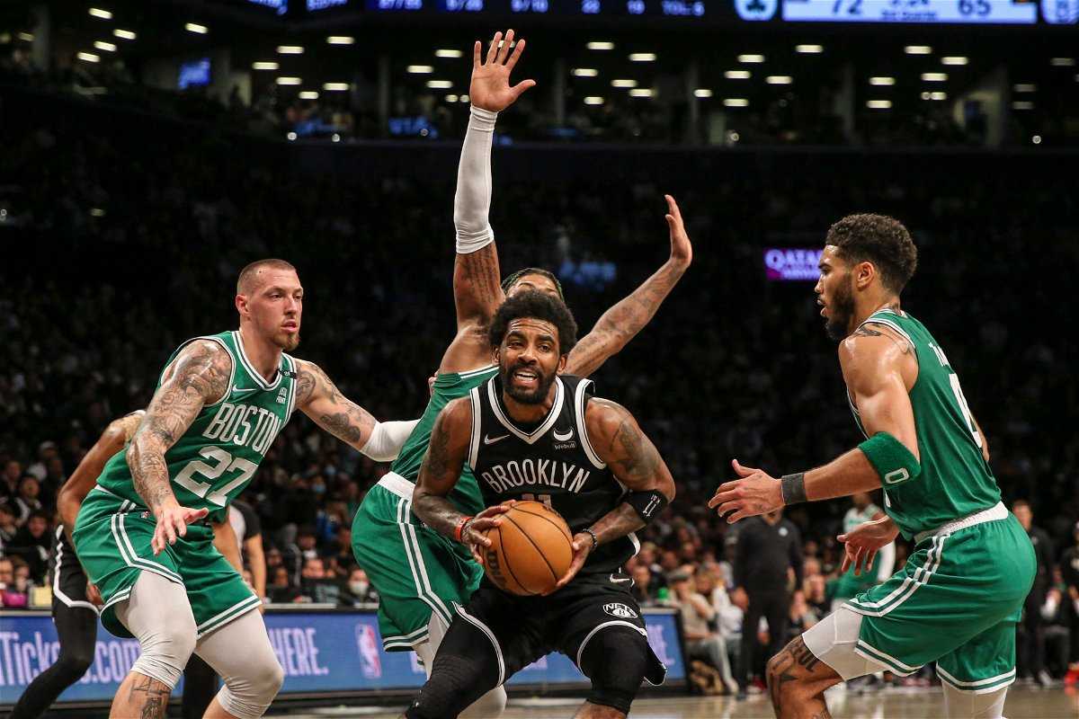 Les fans des Nets en mode attaque alors que Kyrie Irving félicite l'ancienne équipe après la sortie des Playoffs NBA 2022 de Shock
