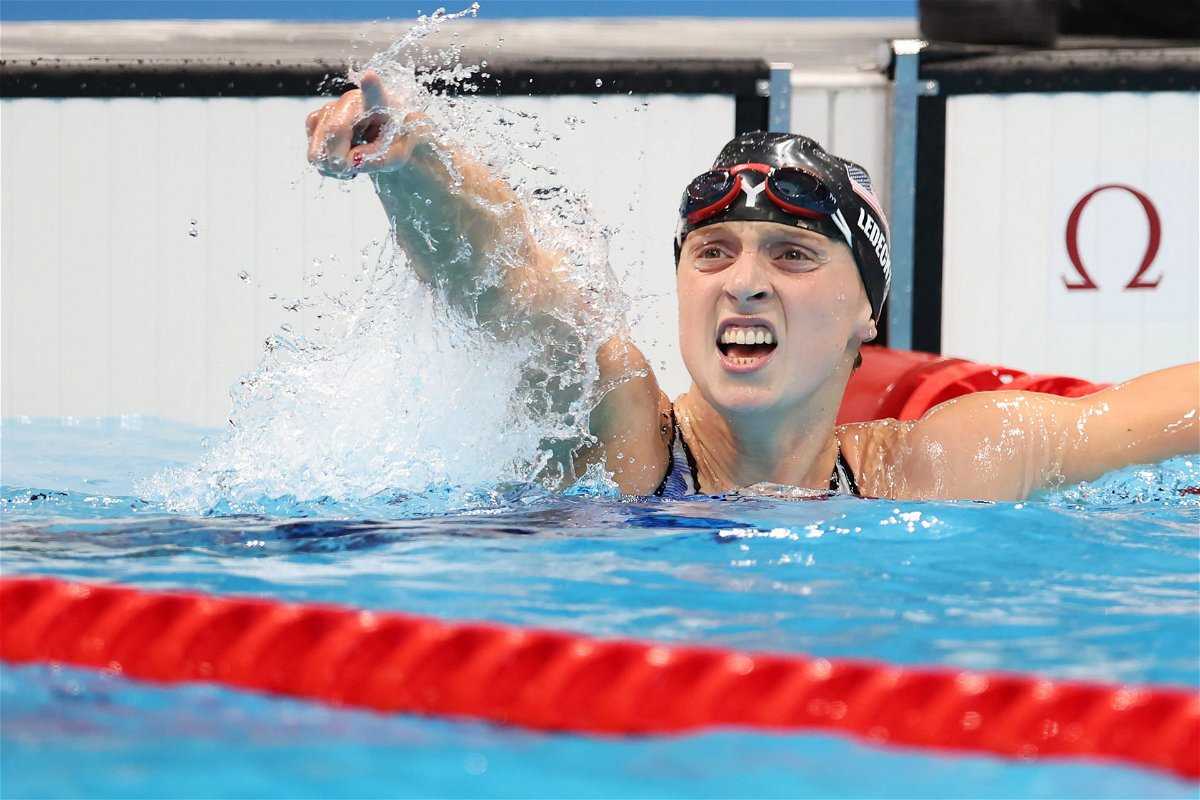 REGARDER: Katie Ledecky, 25 ans, réalise son meilleur temps depuis 2018 et le sixième temps le plus rapide de tous les temps aux essais mondiaux de natation aux États-Unis
