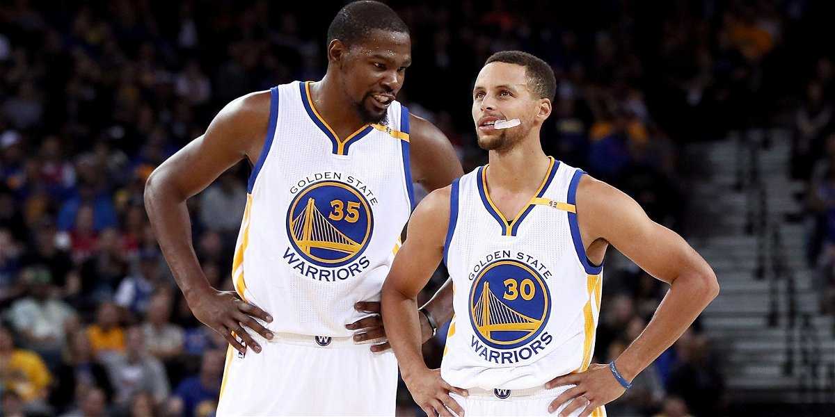 «Kevin Durant aurait dû rester»: la statistique épique des séries éliminatoires de la NBA aux côtés de Stephen Curry laisse les fans de Warriors émus