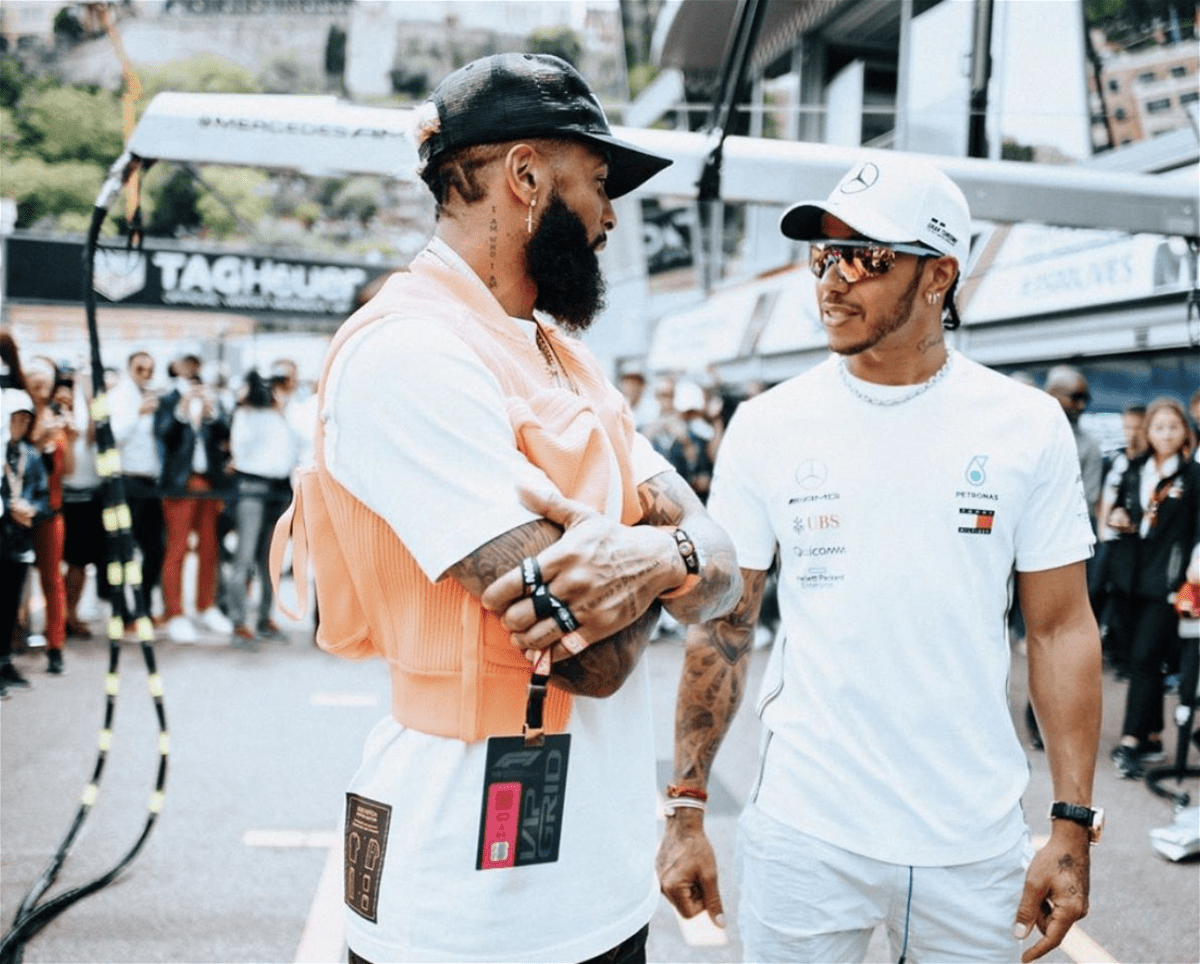 La mégastar des Rams Odell Beckham Jr. partage une célébration unique avec le GP de Monaco Victor Lewis Hamilton