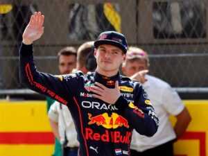 «Verstappen vient en premier»: l'ancien pilote de F1 se range du côté de Red Bull à propos de l'incident controversé de Sergio Perez à Barcelone