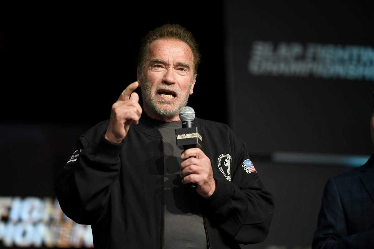 "Il a échoué 9000 fois" - Arnold Schwarzenegger a expliqué une fois que le mantra de vie de Michael Jordan l'a inspiré à rechercher la grandeur