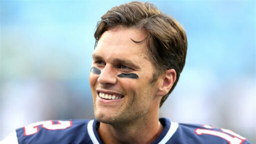 NFL GOAT Tom Brady pourrait voler le «prochain Michael Jordan» de la NBA pour remplacer sa cible préférée Rob Gronkowski