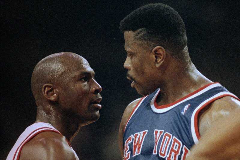 Patrick Ewing, qui a arrêté Michael Jordan lors de leur première rencontre, l'a presque tenté de rejoindre les Knicks