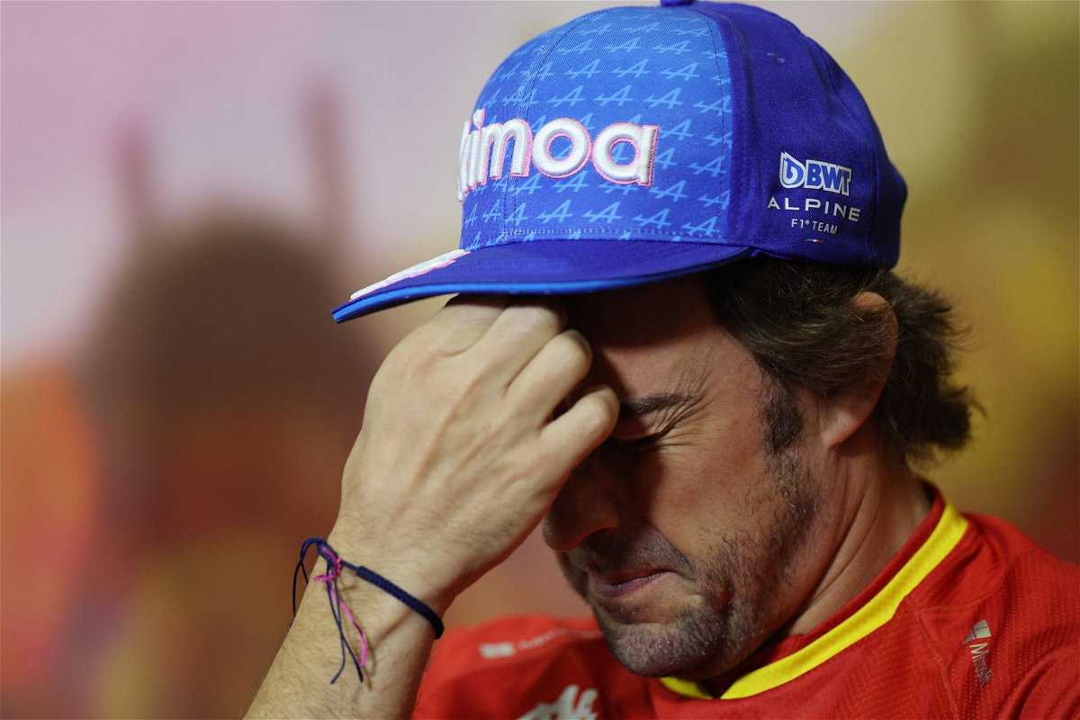 REGARDER: Fernando Alonso enragé frappe le volant au milieu des commandes de l'équipe Alpine F1 à Montréal
