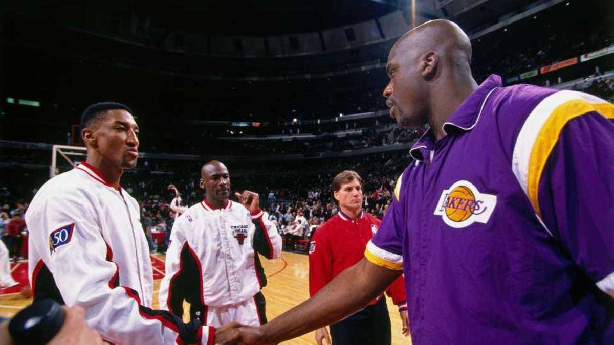 Shaquille O'Neal tire sur Michael Jordan en affirmant que ses Lakers battraient "facilement" Prime Bulls