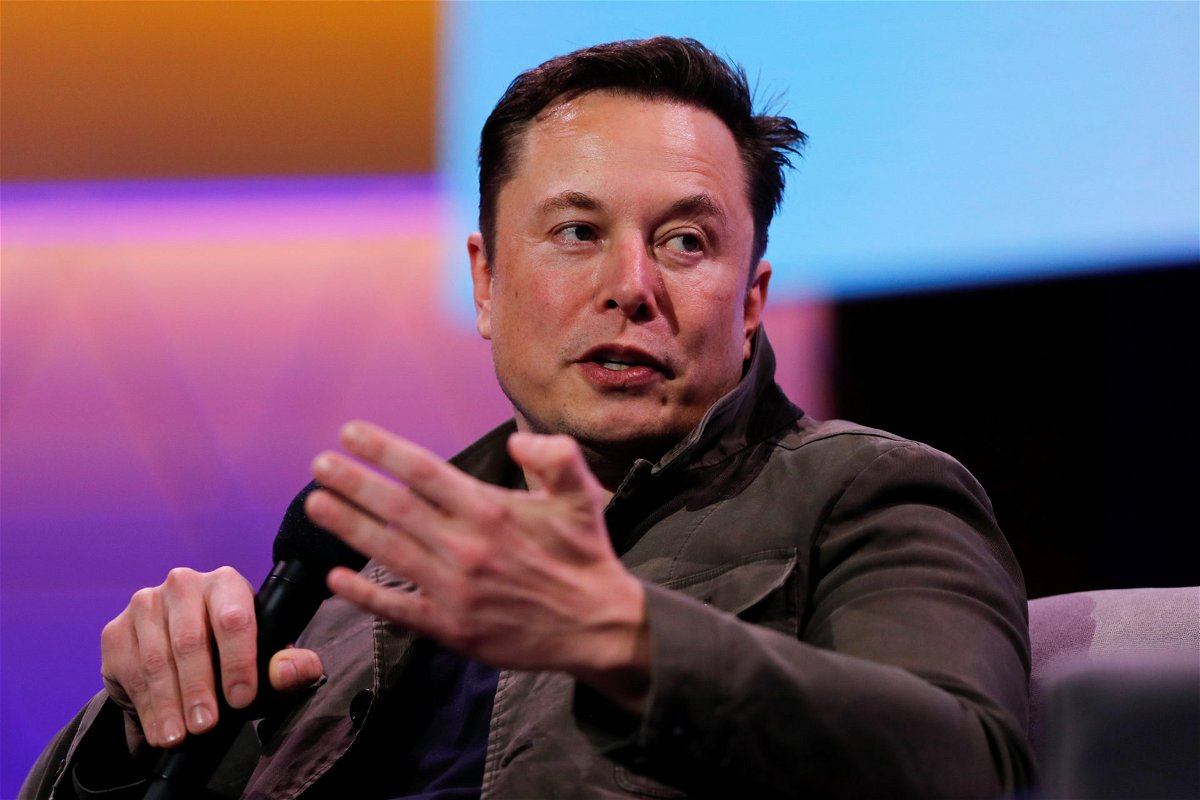 Israel Adesanya a une solution «épique» à «l'ennui» de 221 milliards de dollars d'Elon Musk