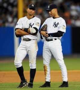"Plus qu'un simple propriétaire pour moi" - Lorsque les stars des NY Yankees Derek Jeter et Alex "A–Rod" Rodriguez ont rendu hommage à la "figure paternelle" George Steinbrenner après sa disparition