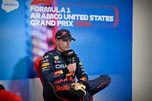 Max Verstappen remet en question les tactiques “rusées” de Red Bull qui l’ont autrefois sauvé