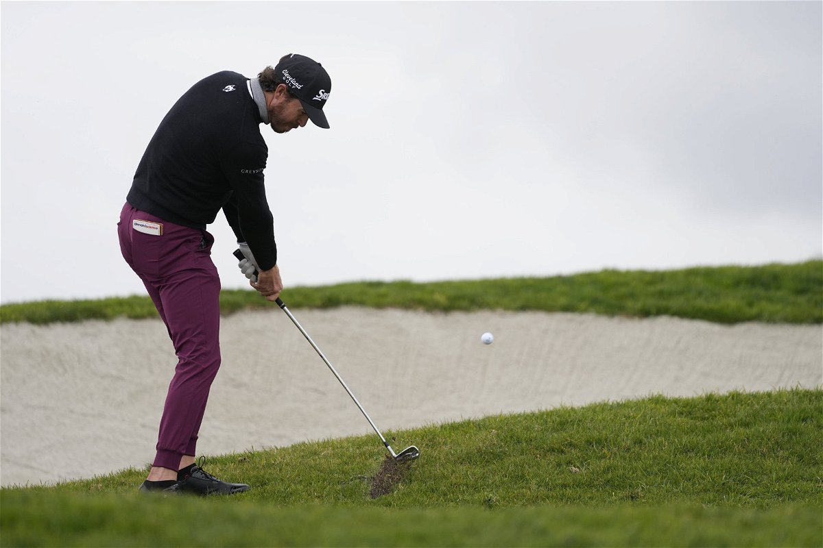 ‘Kick Him Off the Course’: les fans de golf sont déclenchés après des actions bizarres d’enthousiastes