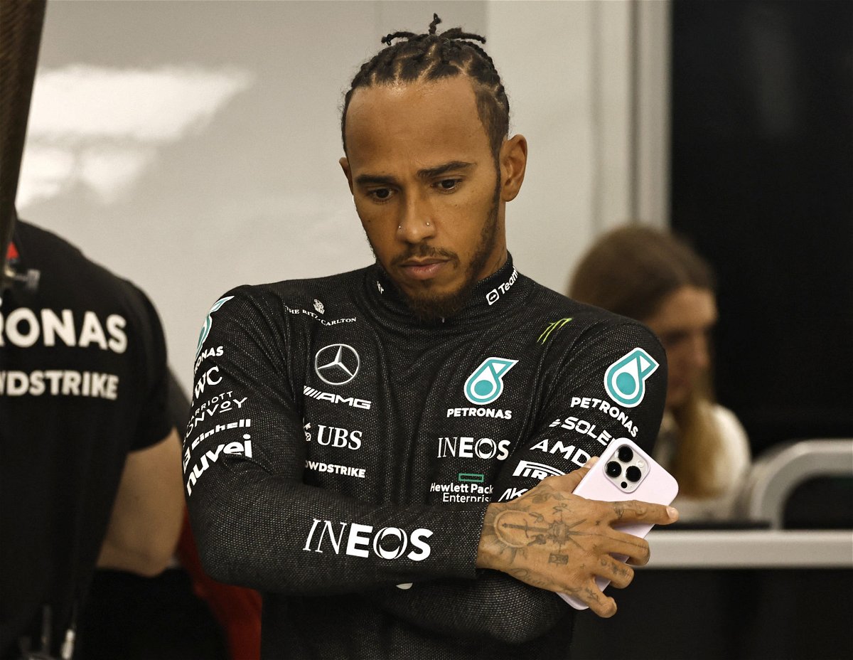 "Nous sommes en pagaille": le rejet par Lewis Hamilton de l'avertissement de Max Verstappen émis par Mercedes expose des problèmes plus importants pour inquiéter les fans
