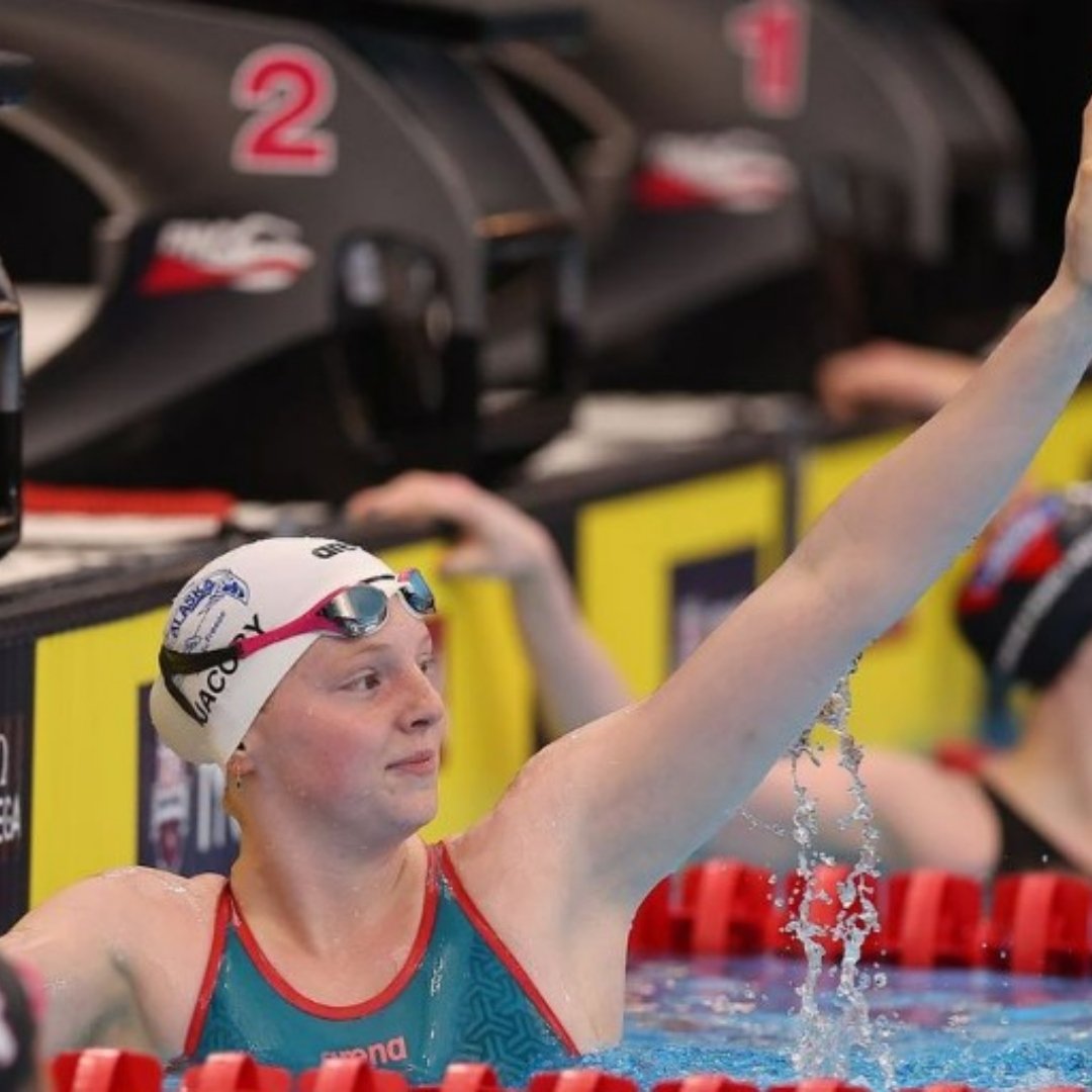 « C'est un privilège, pas un droit » : la plus jeune championne de natation des Jeux olympiques de Tokyo, prévoit de continuer à porter sa « couronne »