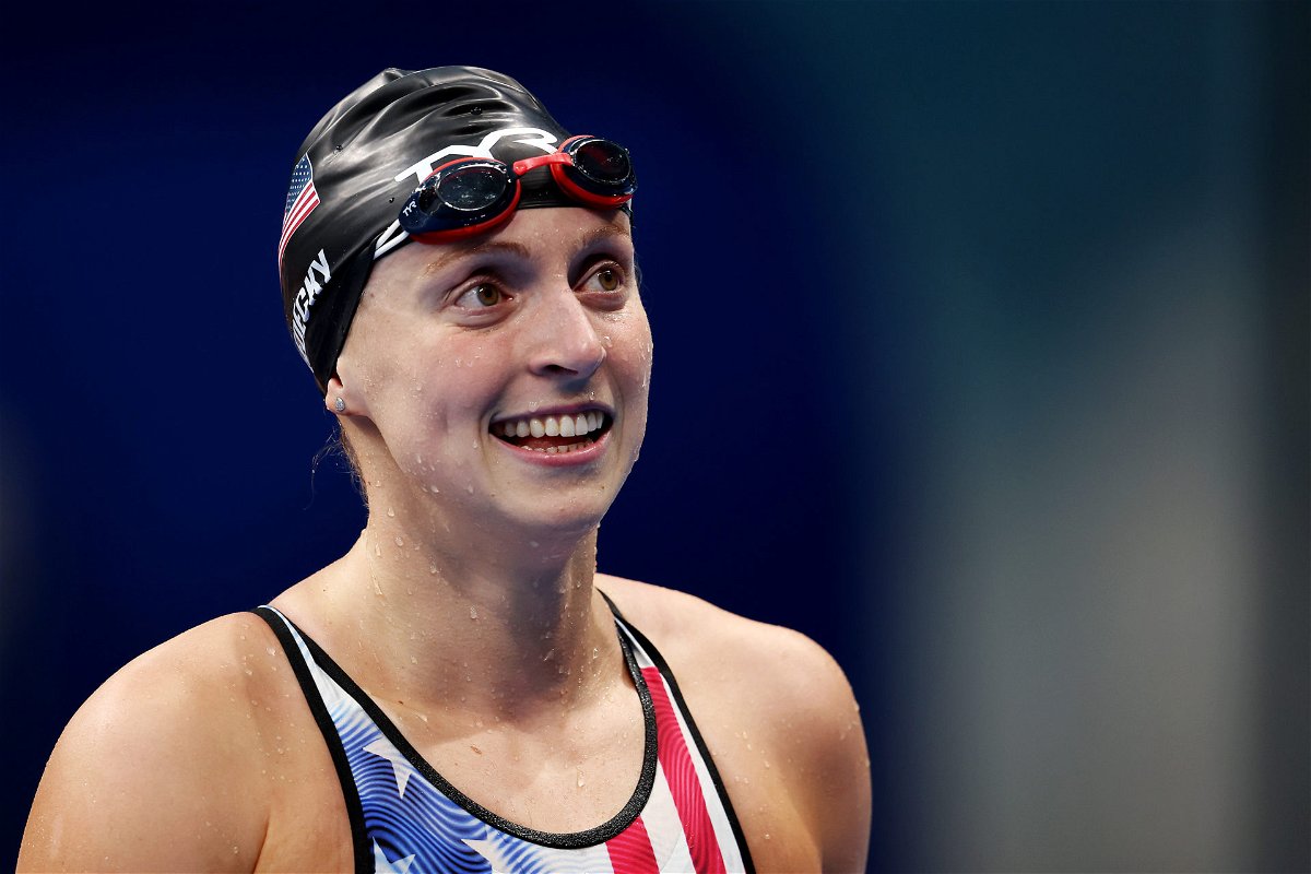 "Vous avez tous les deux l'air si heureux": Katie Ledecky, la favorite de la natation américaine, partage une mise à jour sincère avec un invité spécial et des fans étonnants