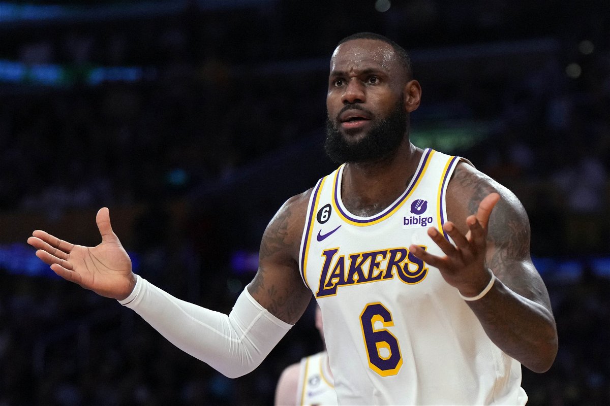 « FU*K YOU HBO » : après avoir fermé les portes aux Lakers, les fans angoissés expriment leur frustration sur un réseau d'une valeur de 28 220 000 000 $