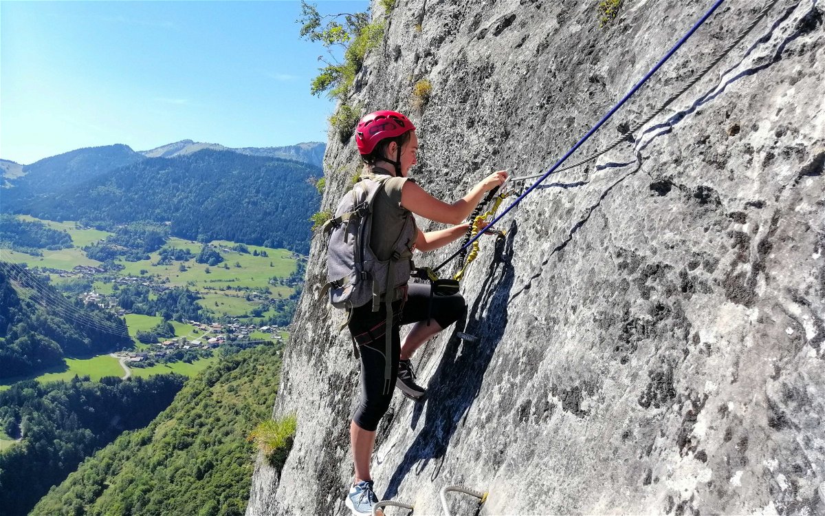 Une chute tragique de 300 pieds lors d’une ascension de montagne met fin à la vie d’un alpiniste britannique